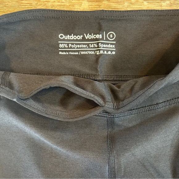 NWT Outdoor Voices Black 10” Warm Up Bike Short Size Small - Picture 6 of 7